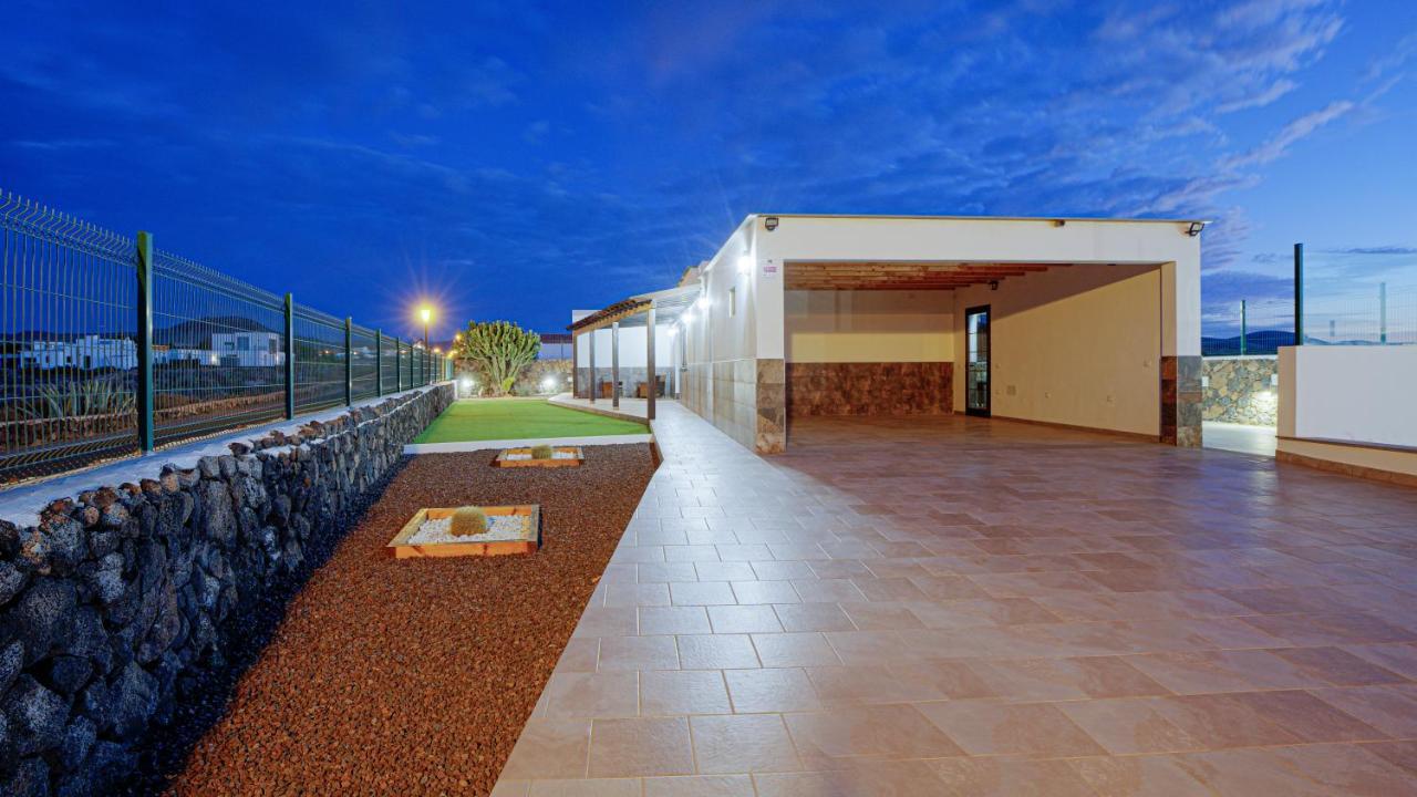 לאחארס Villa Elena מראה חיצוני תמונה